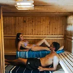 Mobil Confortable Avec Terrasse Pour 6 - Api-1-52-1194 *