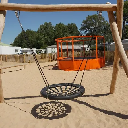 Mobil Confortable Avec Terrasse Pour 6 - Api-1-52-1194 *