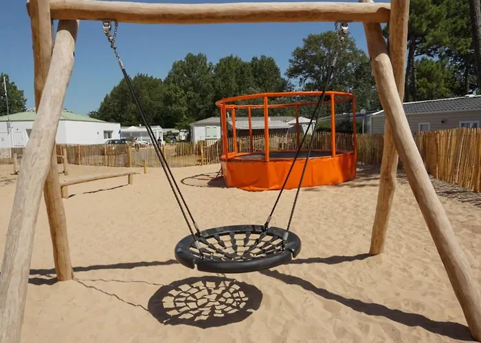 Mobil Confortable Avec Terrasse Pour 6 - Api-1-52-1194 *