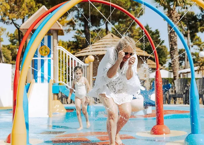 Mobil Confortable Avec Terrasse Pour 6 - Api-1-52-1194 סן ז'אן דה מון